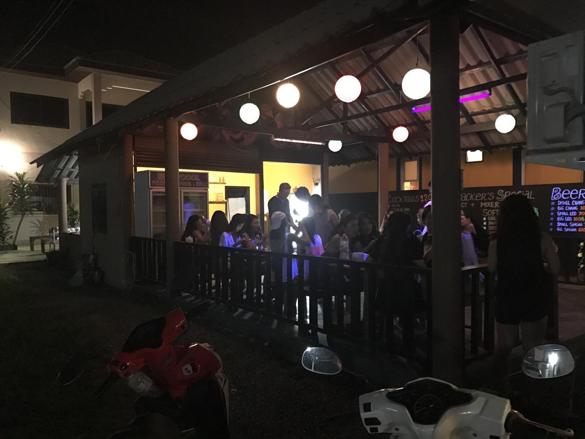 Sea Hug Hostel Ko Pha Ngan Zewnętrze zdjęcie